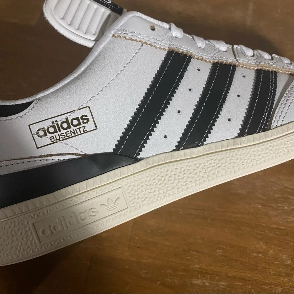 adidas dennis busenitz White Leather Black Off White Skateboarding - Size 9.5